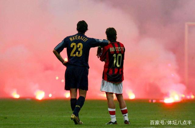 世体：巴萨已向市政府申请1C许可证，诺坎普有望容纳6.2万人（世体：巴萨已向市政府递交1C许可申请，诺坎普预计可容纳6.2万观众）