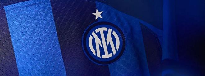 拓媒：杨瀚森面对艰难的对位但从未退缩，这对他算是一种胜利（拓媒：直面强硬对位，杨瀚森从不退让，这已是他的胜利）