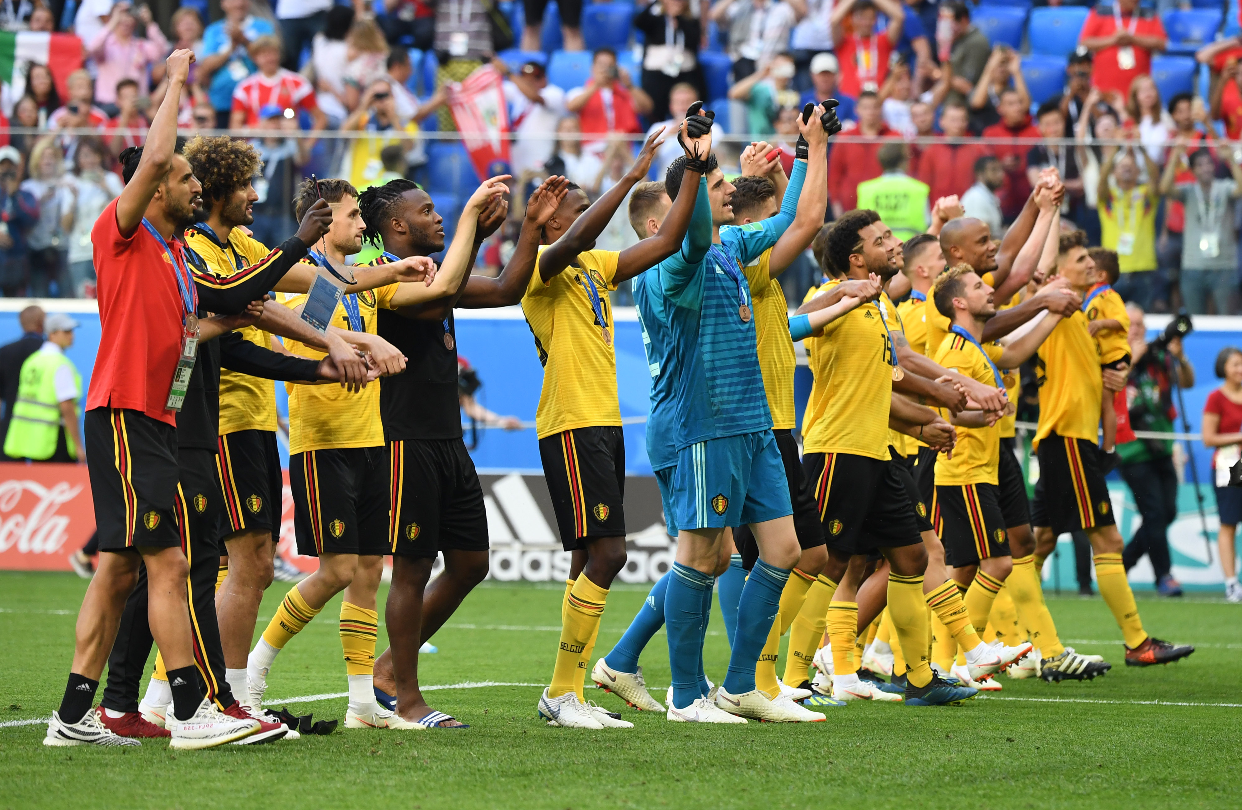 波兰U21名单：乌尔班斯基、皮耶图谢夫斯基领衔（波兰U21阵容公布：乌尔班斯基、皮耶图谢夫斯基压阵）