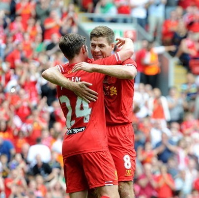 那个拥抱是整场最暖的一幕（那个拥抱，定格了全场最温暖的瞬间）